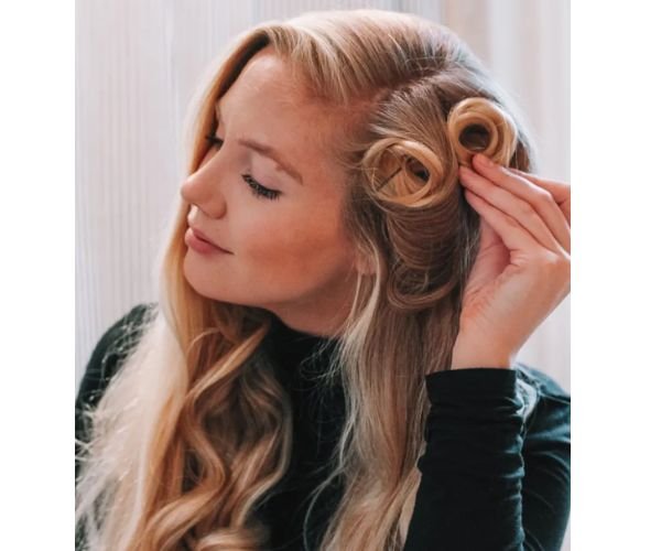 طرق مضمونة لتجعيد الشعر