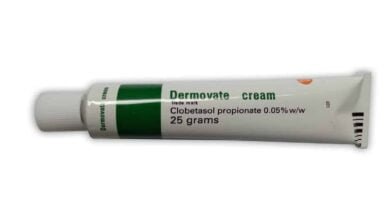 الفرق بين فوائد كريم ديرموفيت البني والأخضر dermovate‎